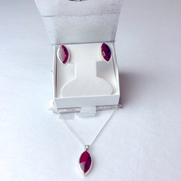 Brand New! 925 Sterling Silver Set - Picture 1 of 1